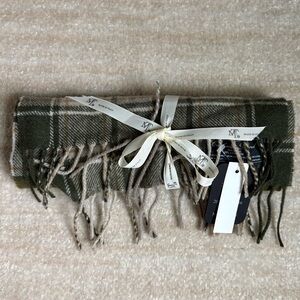 NWT Linea Emmeti Wool & Cashmere Scarf